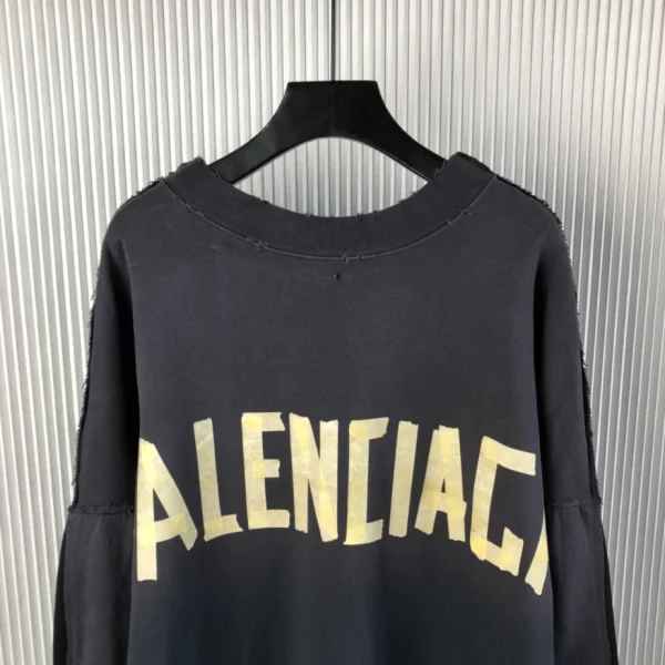 Balenciaga Sweatshirts - SBH033