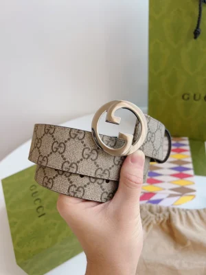 GUCCI BLONDIE BELT IN BEIGE AND EBONY SUPREME - B0146