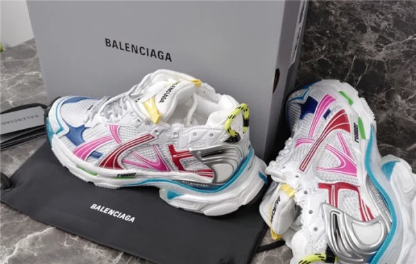 BALENCIAGA RUNNER SNEAKER IN MULTICOLOR MESH AND NYLON - BB232