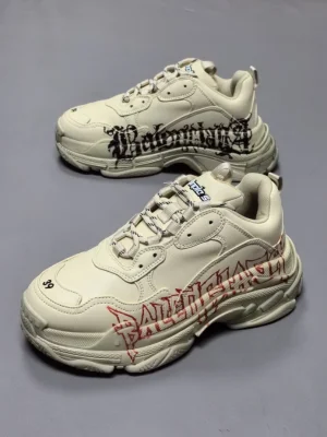 BALENCIAGA TRIPLE S SNEAKER DIY METAL IN WHITEREDBLACK - BB230