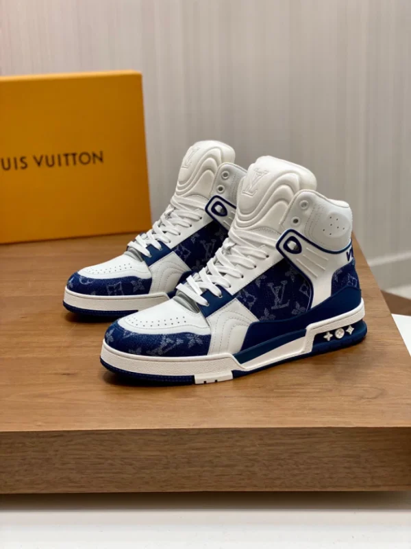 LOUIS VUITTON HIGH-TOP SNEAKERS – LSVT394