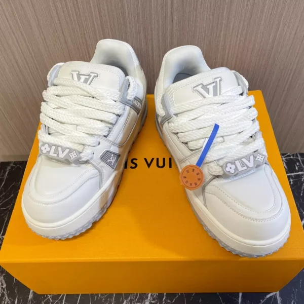 LOUIS VUITTON TRAINER MAXI SNEAKERS GREY – LSVT371