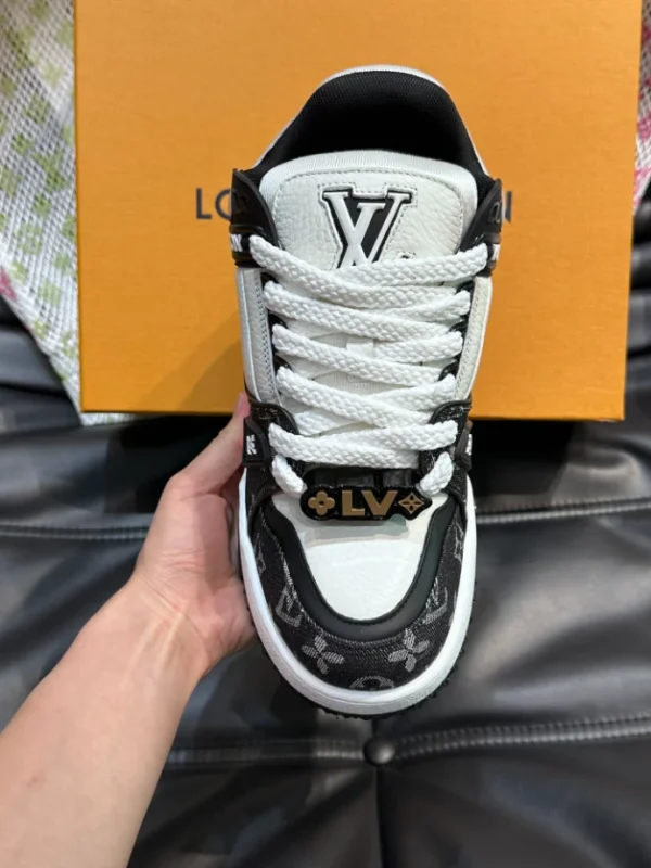 LOUIS VUITTON TRAINER MAXI SNEAKERS – LSVT377