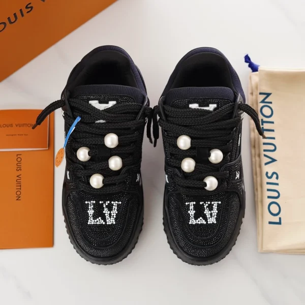 LOUIS VUITTON TRAINER MAXI SNEAKERS – LSVT385