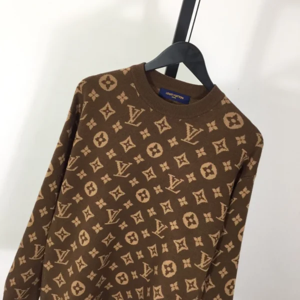 Louis Vuitton Sweater - SLV062