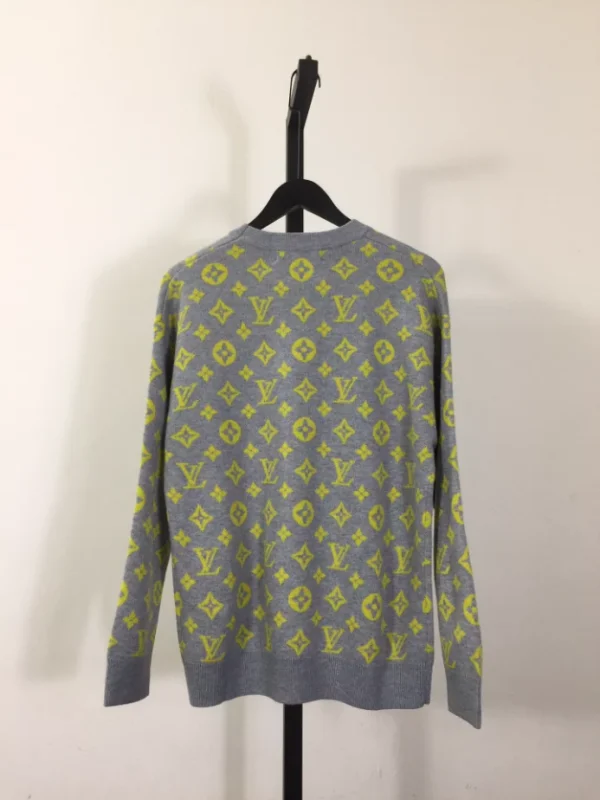 Louis Vuitton Sweater - SLV063