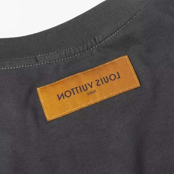 Louis Vuitton Sweater - SLV080