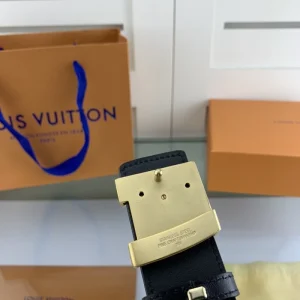 LOUIS VUITTON BELT - B0193