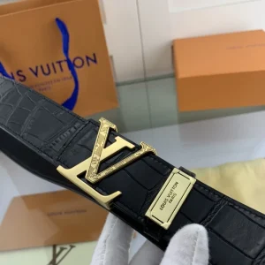 LOUIS VUITTON BELT - B0193