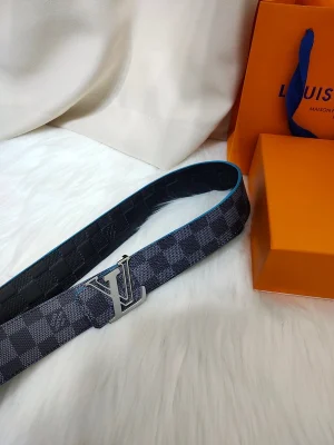 LOUIS VUITTON BELT - B0200