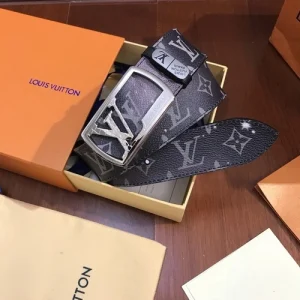 LOUIS VUITTON BELT - B0202