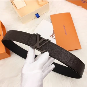 LOUIS VUITTON BELT - B0216