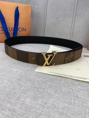 LOUIS VUITTON BELT - B0228