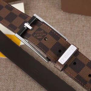 LOUIS VUITTON BELT - B0244