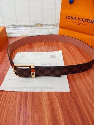 LOUIS VUITTON BELT - B0247