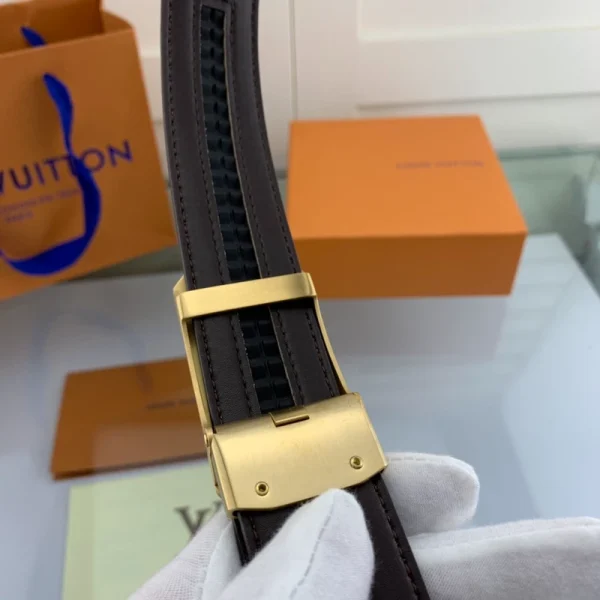 LOUIS VUITTON BELT - B0254