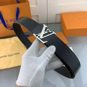 LOUIS VUITTON BELT - B0260