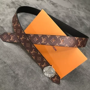 LOUIS VUITTON BELT - B0267