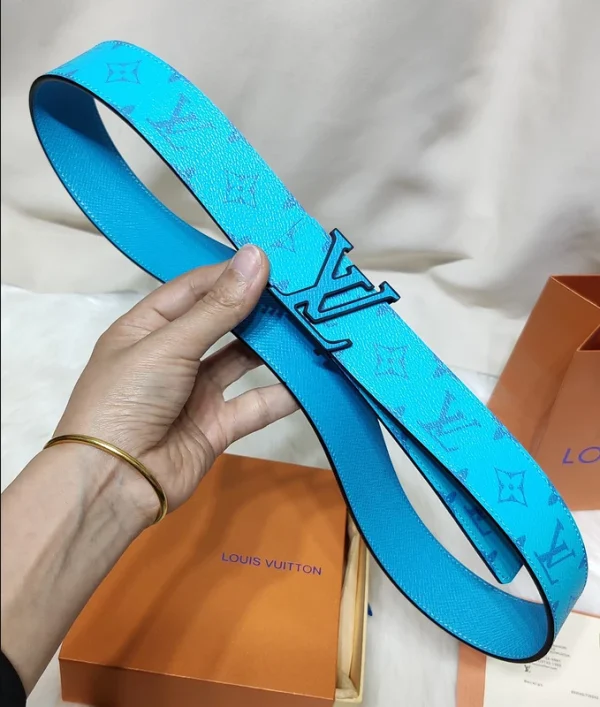 LOUIS VUITTON BELT - B0286