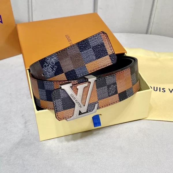 LOUIS VUITTON BELT - B0287