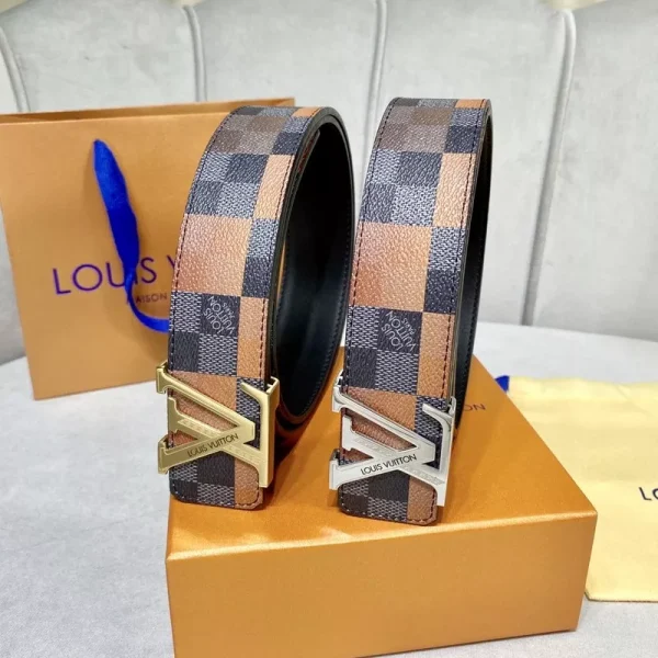 LOUIS VUITTON BELT - B0288