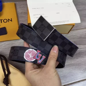 LOUIS VUITTON BELT - B0297