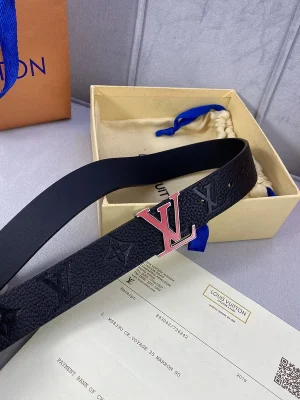 LOUIS VUITTON BELT - B0301