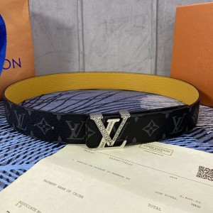 LOUIS VUITTON BELT - B0303