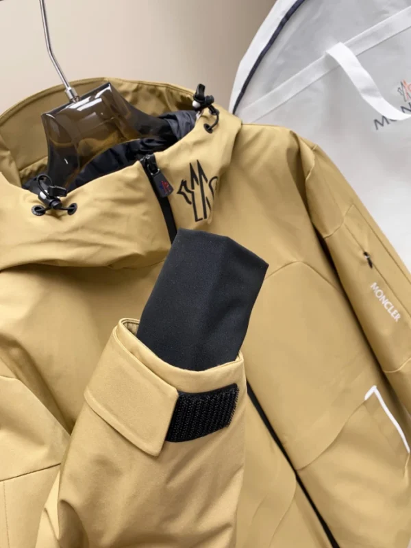 Moncler Grenoble Ski Down Jacket Gore-Tex - MC127